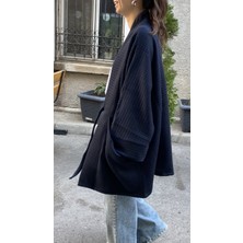 Kinua Studio - Yumuşak Dokulu Kapitone Kalın Ovre Kimono - Unisex, Cepli
