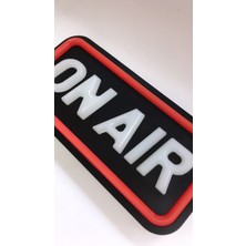 Leon Işık 'On Air' Işıklı Özel Tabela - LED ile Neon Görünümlü Tabela (25 x 12 cm)