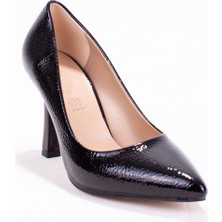 Dagoster DZA07-388451 Siyah Rugan Stiletto Topuklu Kadın Ayakkabı