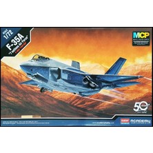 Academy 12561 1/72 F-35 A Lightningh Iı  Plastik Savaş Uçağı Maketi