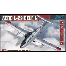 Avantgarde Amk 88002 1/48 Rus L-29 Delfin Demonte Plastik Eğitim Uçağı Maketi