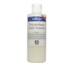 Vallejo 27652 200 ml. Poliüretan Yarı Mat Vernik, Model Boyası