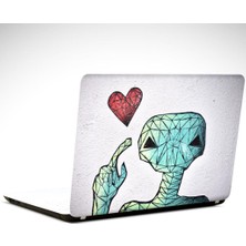 Kalp ve Uzaylı Laptop Sticker