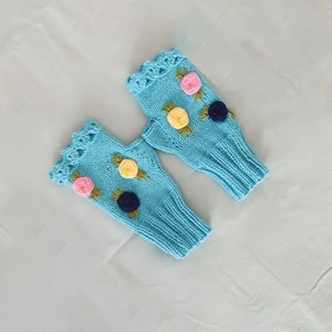 Kadın Yarım Eldiven Gül Detaylı Parmaksız Kadın Eldiveni