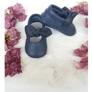 Alice Lacivert Deri Makosen