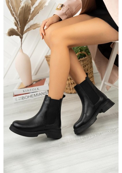 Çift Lastikli Sade Yeni Trend Deri Oropedik Kadın Bot modelleri