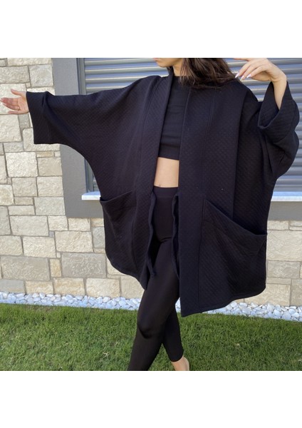 - Yumuşak Dokulu Kapitone Kalın Ovre Kimono - Unisex, Cepli