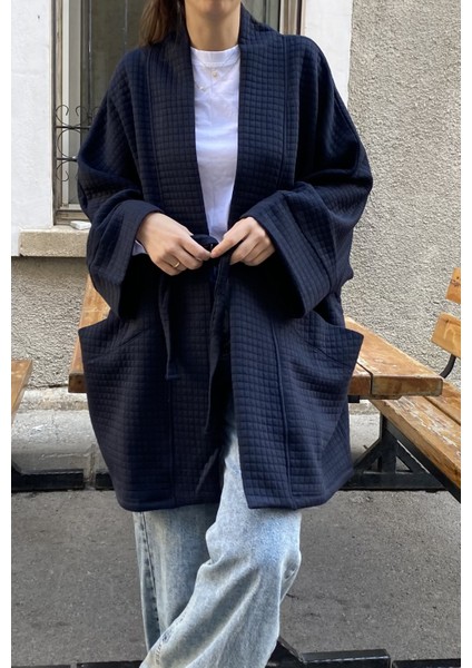 - Yumuşak Dokulu Kapitone Kalın Ovre Kimono - Unisex, Cepli
