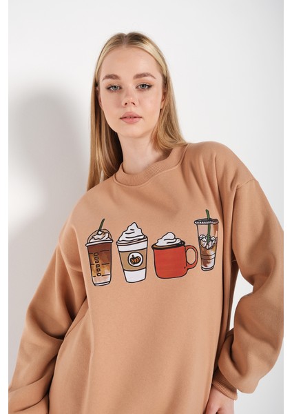 Kadın Oversize Coffee Baskılı Sweatshirt modelleri