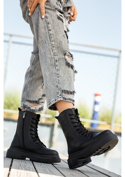 Kadın Viola Siyah Kalın Tabanlı Postal modelleri