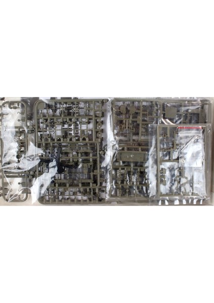 AF35053 1/35 M3A3 Light Tank Demonte Plastik Maketi