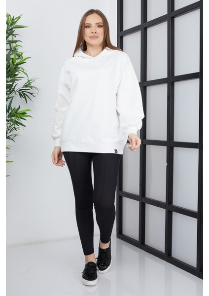 Kadın Line Art Sırt Baskılı Oversize Sweatshirt Oversize