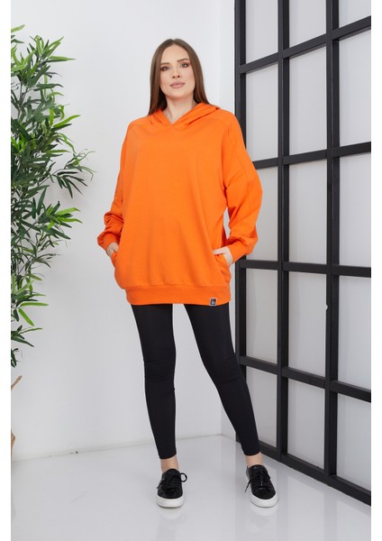 Kadın Line Art Sırt Baskılı Oversize Sweatshirt Oversize