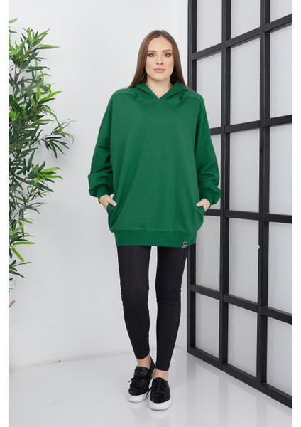 Kadın Line Art Sırt Baskılı Oversize Sweatshirt Oversize