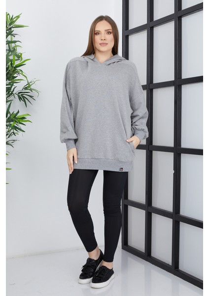 Kadın Line Art Sırt Baskılı Oversize Sweatshirt Oversize