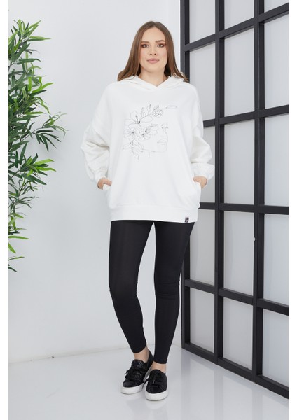 Kadın Line Art Baskılı Oversize Sweatshirt Oversize