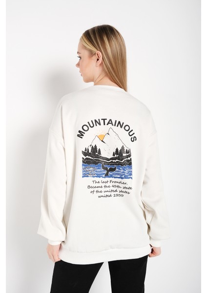 Kadın Mountainous Baskılı Oversize Sweatshirt modelleri