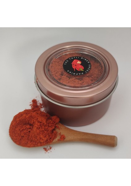 Toz Tatlı Biber 60 gr Özel Mıknatıslı Baharat Kutusunda modelleri