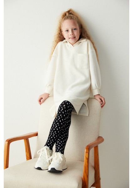 Siyah Kız Çocuk Desenli Külotlu Çorap