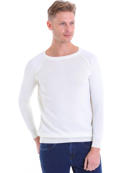 Ekru Regular Fit Desenli V Yaka Yün Triko Kazak fiyatları