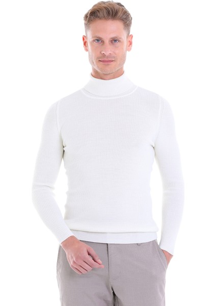 Ekru Regular Fit Düz Balıkçı Yaka Klasik Yün Triko Kazak