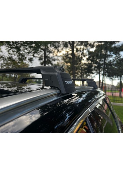 Volkswagen Tiguan R--Line 2020-2022 Siyah Kilitli Ara Atkı Cross Bar 5 Yıl Garanti fiyatları