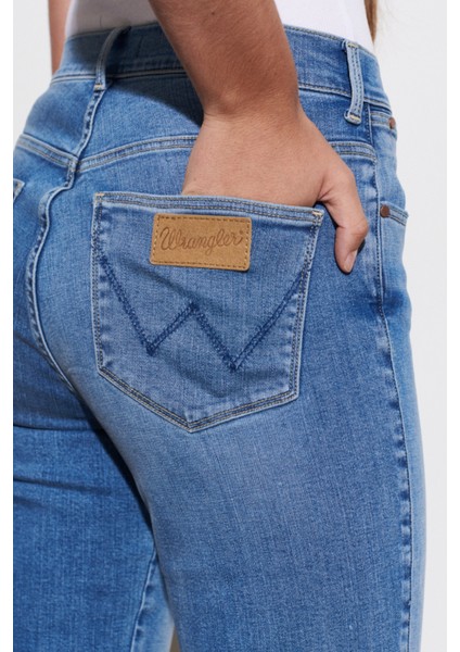 Straight Fit Düz Kesim Yüksek Bel Esnek Jean Kot Pantolon indirimleri