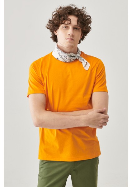 Regular Fit Rahat Kesim %100 Pamuk Kısa Kollu Crew Neck Tişört