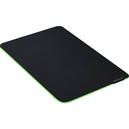 Razer Gigantus V2 Medium Mousepad RZ0203330200R3M1 Fiyatı