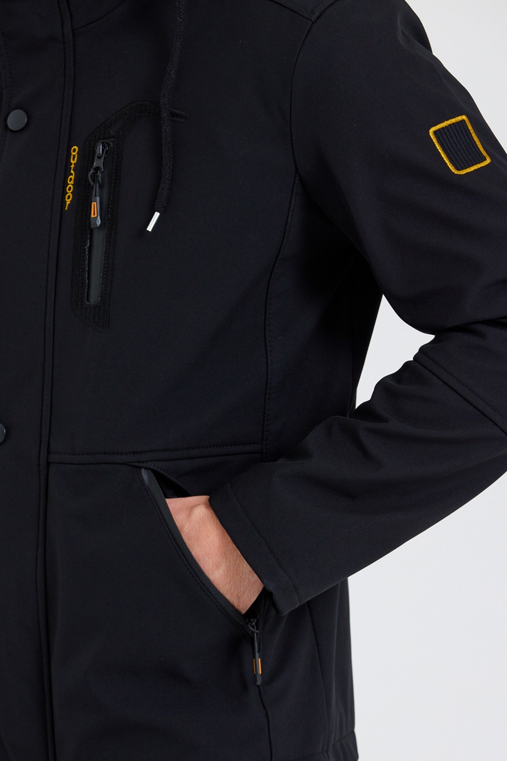 Paganni Su ve Rüzgar Geçirmez Içi Kürklü Softshell Erkek Mont görsel 3