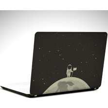 Dekolata Ay ve Astronot Laptop Sticker