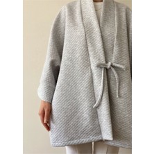 Kinua Studio - Yumuşak Dokulu Kapitone Kalın Ovre Kimono - Unisex