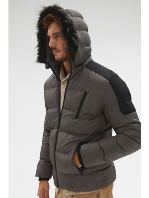 Joystar Kürk Detaylı Kapüşonlu Outdoor Erkek Mont