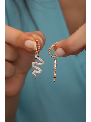 Nereze 925 Ayar Gümüş Rose Yılan Küpe