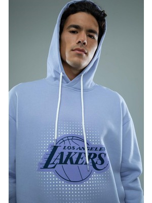 DeFactoFit NBA Los Angeles Lakers Oversize Fit Kapüşonlu Sürdürülebilir Sweatshirt Y7307AZ22WN