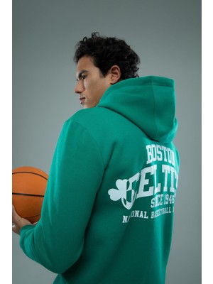 DeFactoFit NBA Boston Celtics Standart Fit Kapüşonlu Sürdürülebilir Sweatshirt Y7320AZ22WN