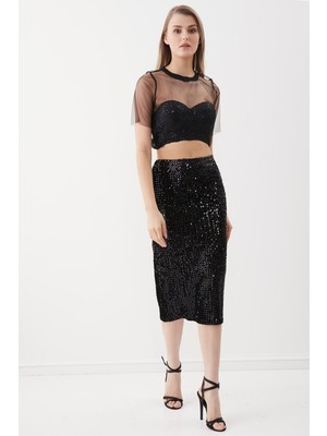 Vitrin Yanı Yırtmaçlı Pullu Kalem Etek