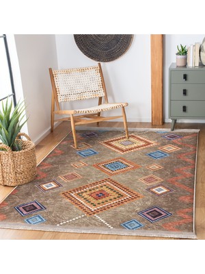 Kahverengi Zeminde Tribal Motifli Kilim Desenli Etnik Motifler Geometrik Koridor & Antre Dış Mekan & Outdoor Dijital Baskılı Makinede Yıkanabilir Kaymaz Taban Saçaklı Halı