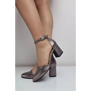 Mas Mevsim Ayakkabı KY51 Bilekten Bağlı Kadın Kalın Topuklu Ayakkabı Platin Sıvama
