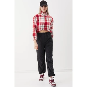 Fermuarlı Dik Yaka Ekose Desen Sweat