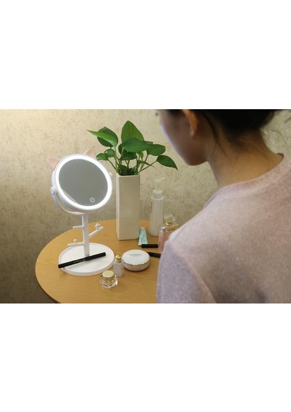1 Adet LED Masa Masaüstü Tezgah Banyo Seyahat Için Sıradan Pembe Kedi Kulak LED USB Kablosu (Beyaz) Makyaj Aynası (Yurt Dışından)
