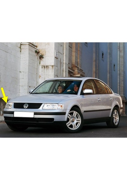 Vw Passat B5 1997-2000 Ön Sağ Sinyal Lambası Beyaz Buzlu 3B0953042C