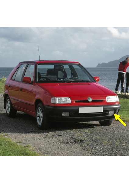 Skoda Felicia 1995-1997 Ön Tampon Sol Sis Farı Çerçevesi 6U0807431D