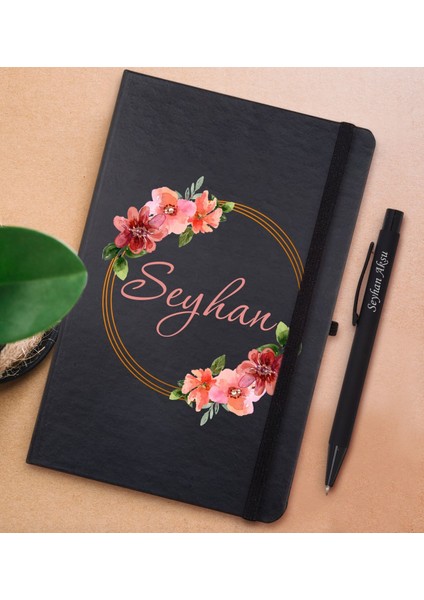 Gift Kişiye Özel Çiçek Tasarımlı Siyah Defter ve Metal Versatil Kalem(0,7 Kurşun) Hediye Seti-18