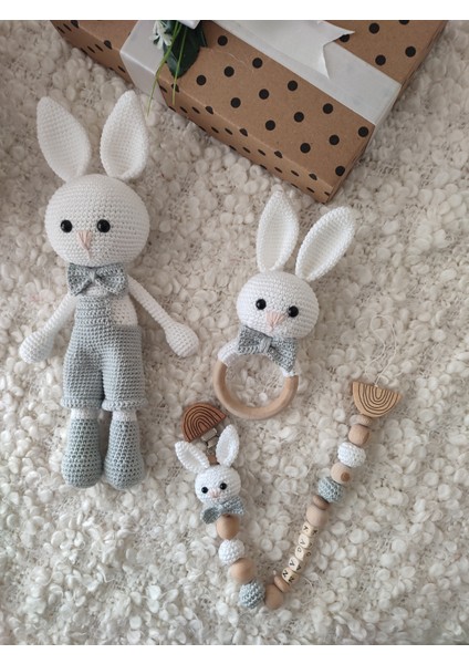 Amigurimi Tavşan Konseptli Erkek Bebek Hediye Seti