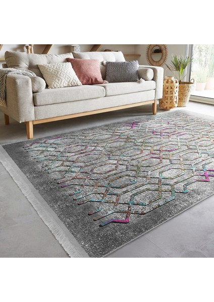 Gri - Mor Zeminde Geometrik Motifli Kanvas Desenli Geometrik Eskitme Motifli Dijital Baskılı Makinede Yıkanabilir Kaymaz Taban Saçaklı Halı