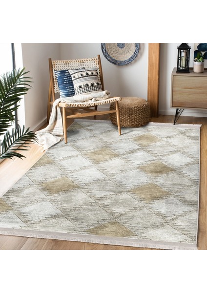 Krem - Bej Zeminde Geometrik Motifli Klasik Desenli Eskitme Motifli Geometrik Baskılı Makinede Yıkanabilir Kaymaz Taban Saçaklı Halı fiyatları