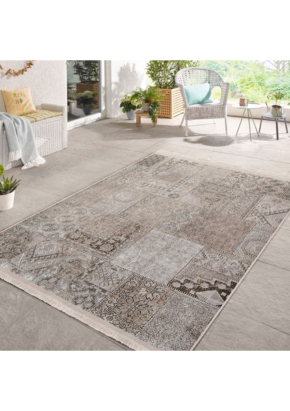 Krem Zeminde Patchwork Motifli Antik Desenli Etnik Motifler Vintage Dijital Baskılı Makinede Yıkanabilir Kaymaz Taban Saçaklı Halı modelleri