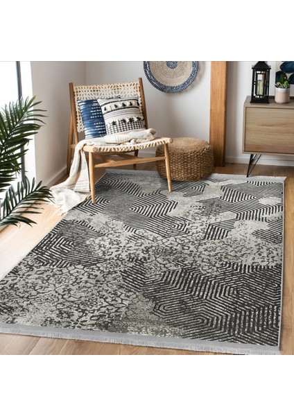 Gri Zeminde Eskitme Motifli Geometrik Desenli Vintage Geometrik Salon & Oturma Odası Yatak Odası Dijital Baskılı Makinede Yıkanabilir Kaymaz Taban Saçaklı Halı