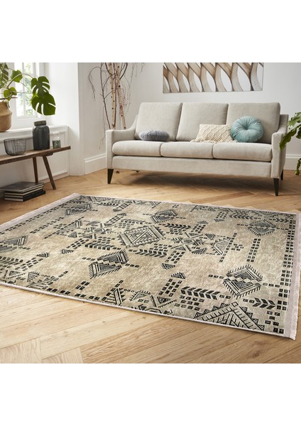Krem - Siyah Zeminde Etnik Motifli Antika Desenli Etnik Motifler Vintage Yatak Odası Salon & Oturma Odası Dijital Baskılı Makinede Yıkanabilir Kaymaz Taban Saçaklı Halı